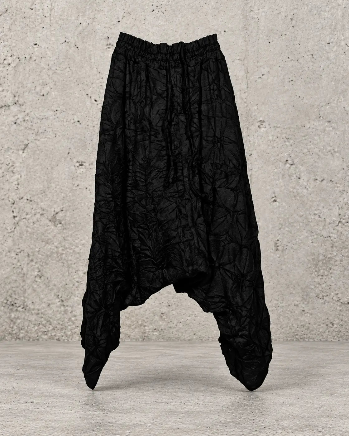 Pantalón harem texturizado negro La Haine – vista 3 de 5