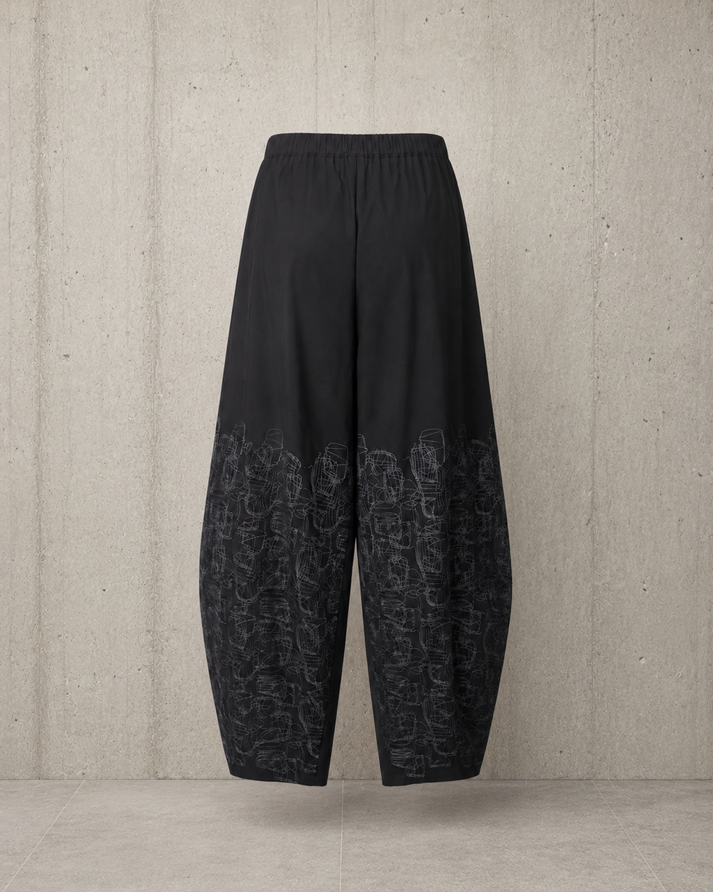 Pantalón negro Manesera – vista 4 de 5