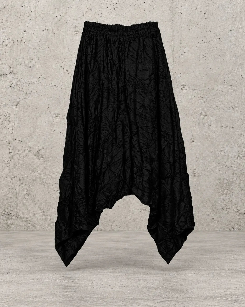 Pantalón harem texturizado negro La Haine – vista 4 de 5