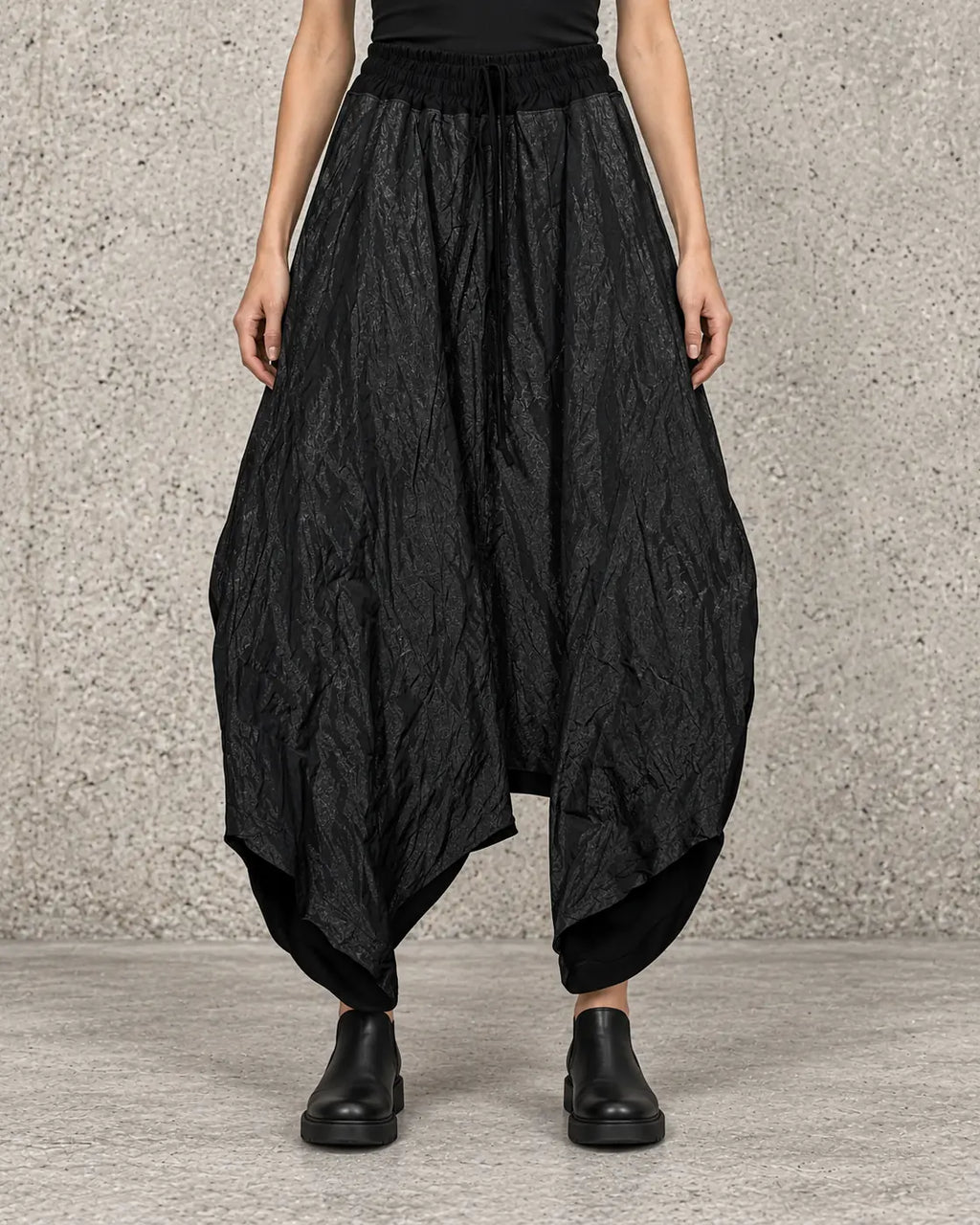 Pantalón balloon texturizado negro La Haine