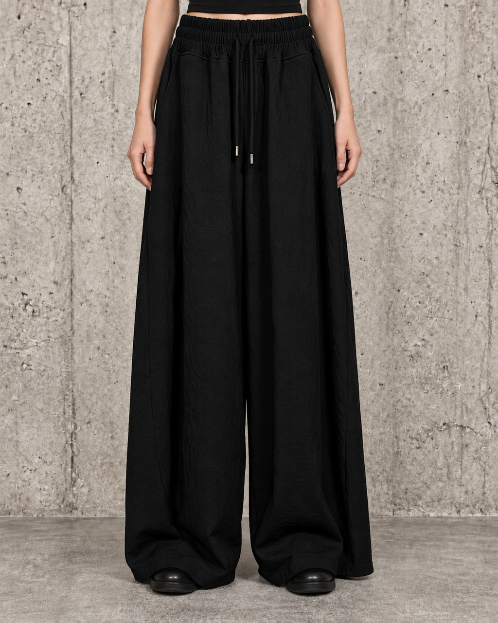 Pantalón amplio negro La Haine