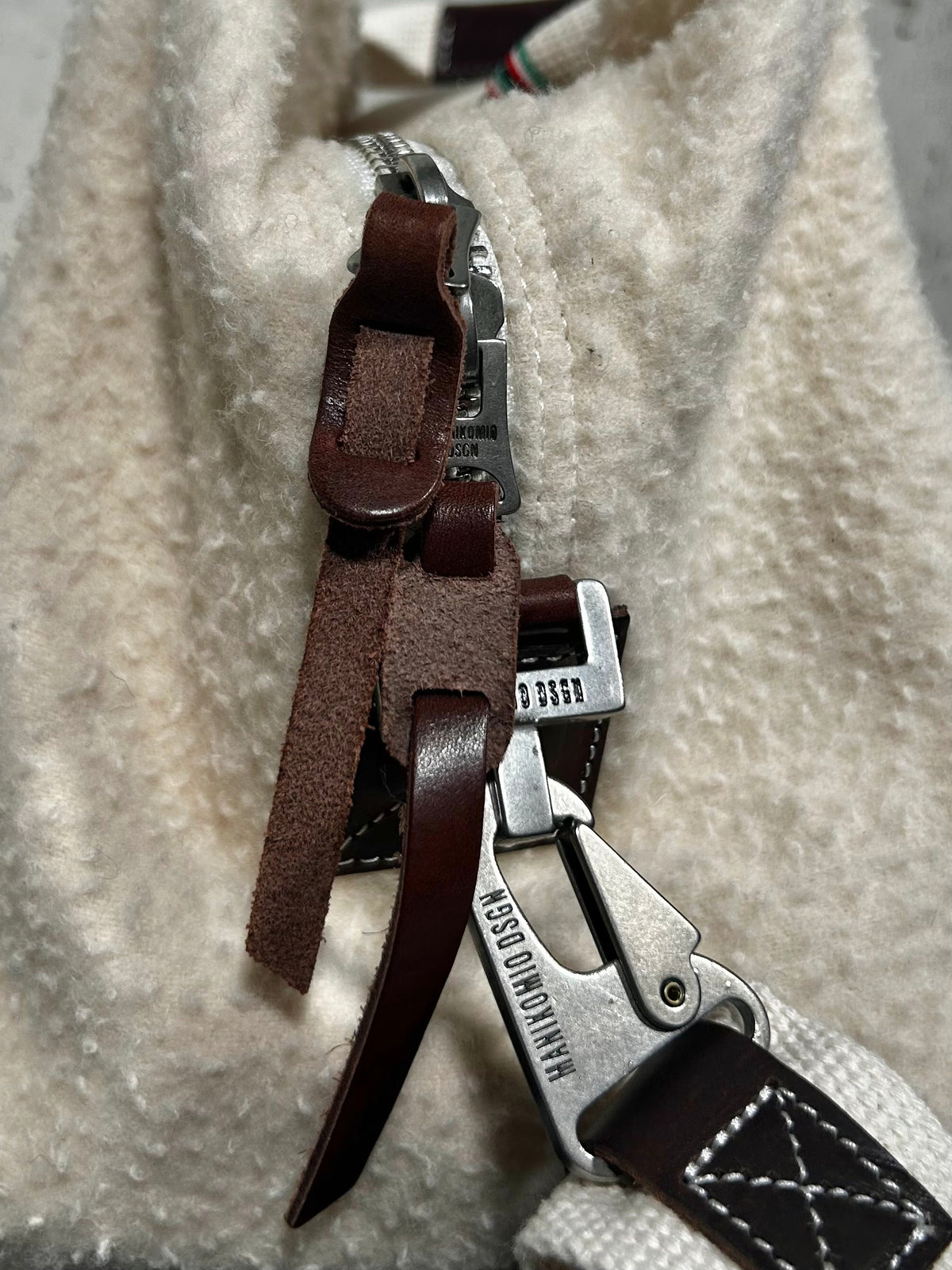 Bolso Aviator's Kit Bag marfil Manikomio Design