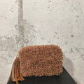 Bolso bandolera de borrego coñac Bardasú