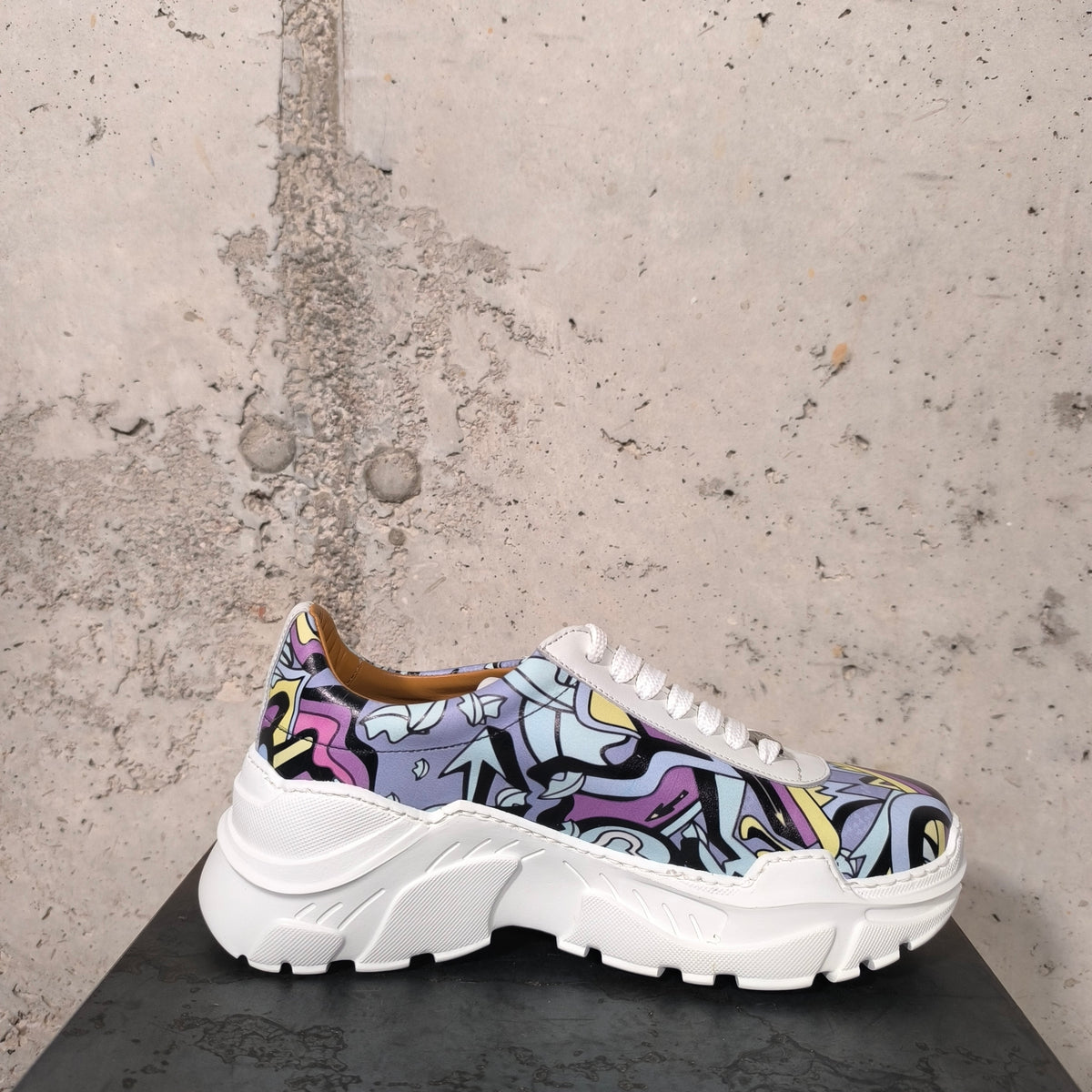 Zapatilla blanca estampada Mister