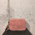 Bolso bandolera de borrego rosa Bardasú