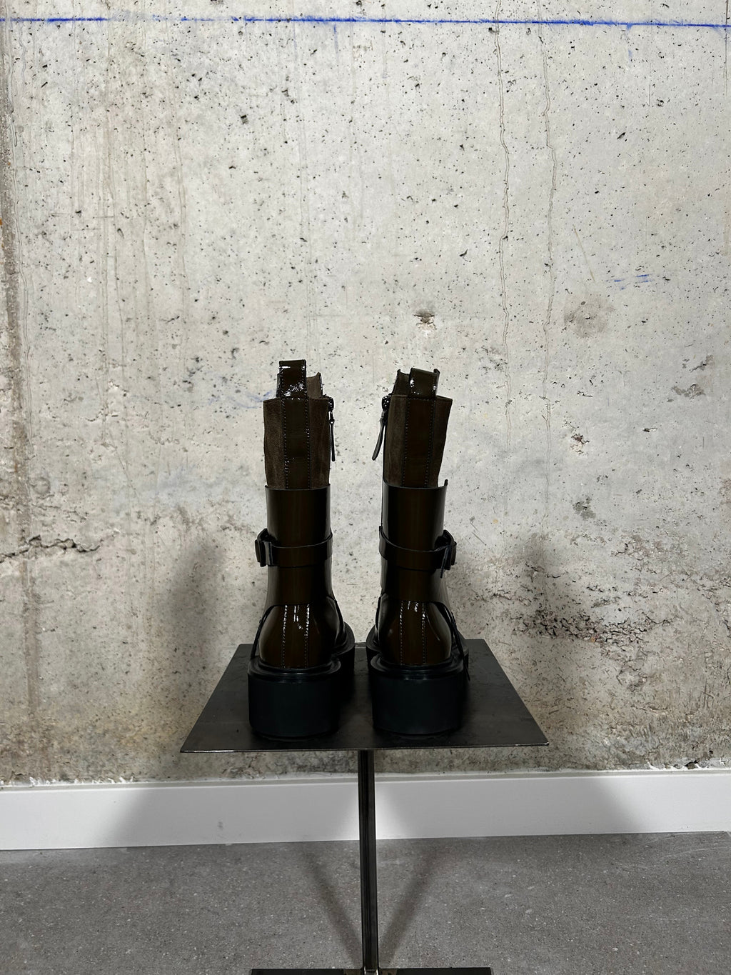 Bota verde oliva Nila & Nila