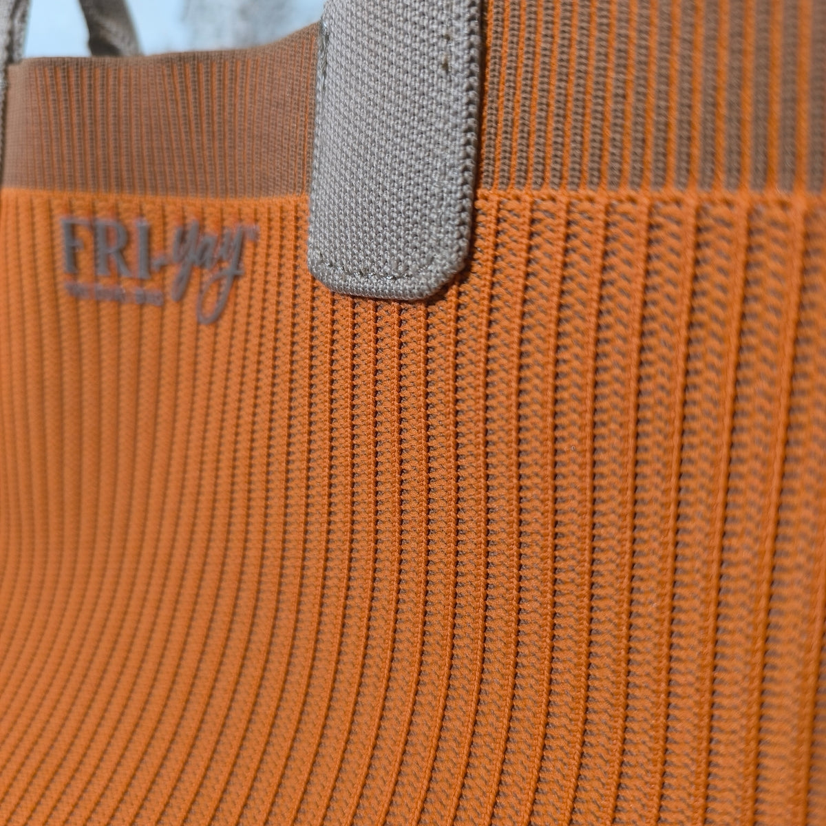 Bolso tote de punto naranja Fri-Yay