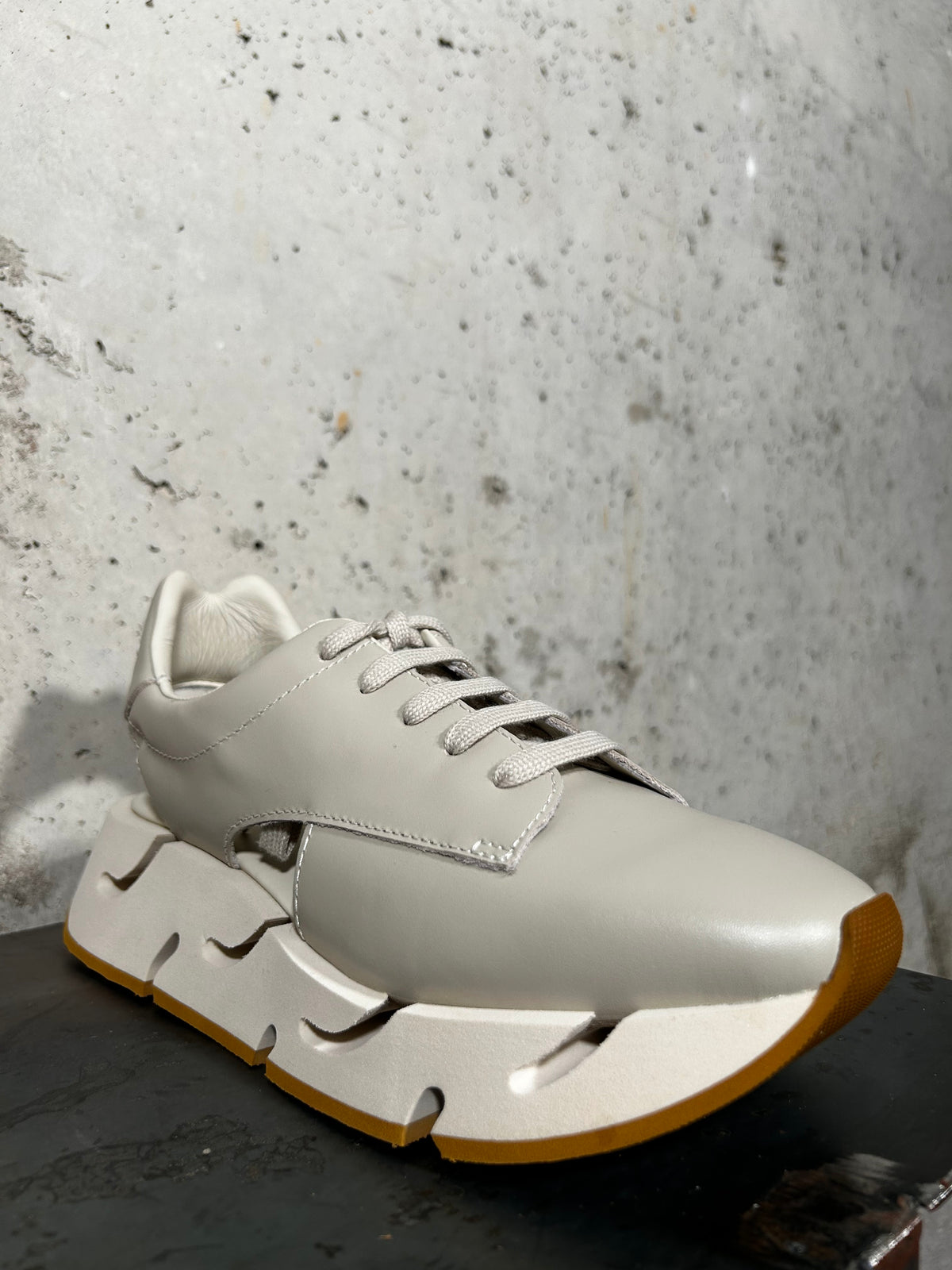 Zapatilla con plataforma gris perla Palomitas