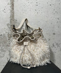 Bolso saco con plumas beige Bardasú