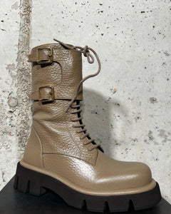 Taupe