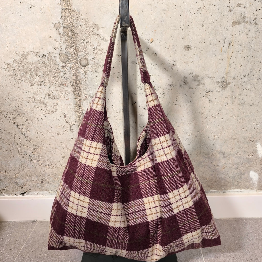 Bolso hobo de cuadros burdeos Bardasú