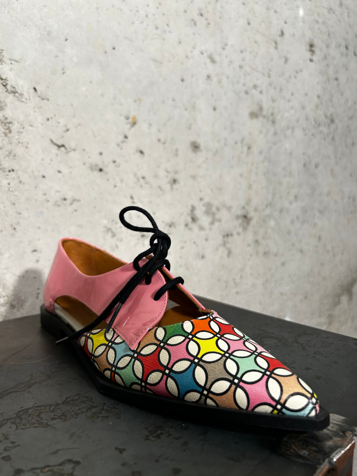 Zapato calado rosa multicolor Bardasú